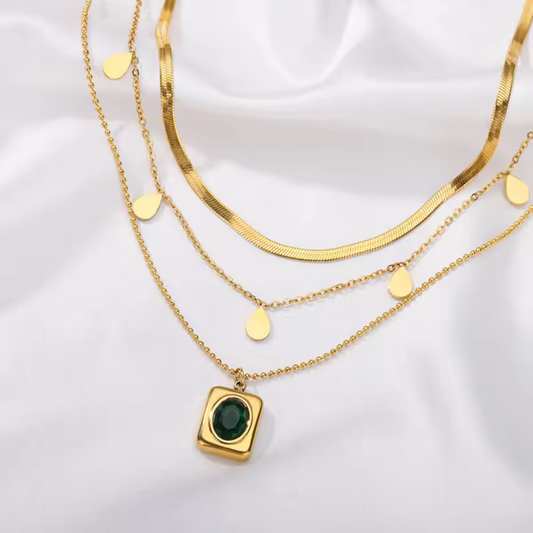 Serenna Gold & Emerald Necklace Set