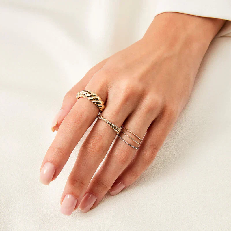 Gold Croissant Ring | Gold