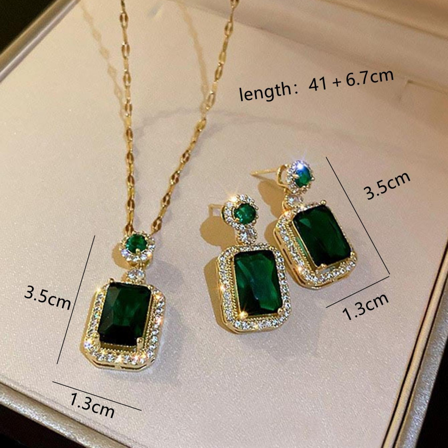 Elegant Mariselle Gold Jewellery Set
