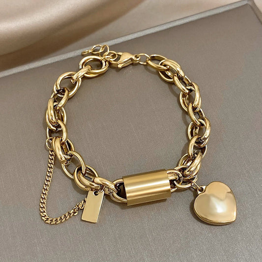 Chunky Heart Bracelet | Gold