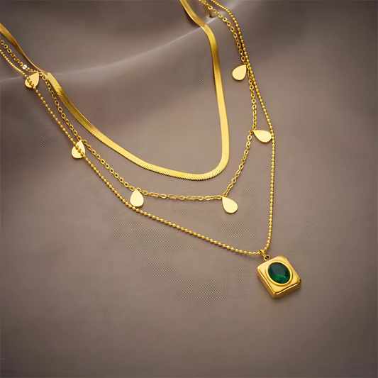 Serenna Gold & Emerald Necklace Set