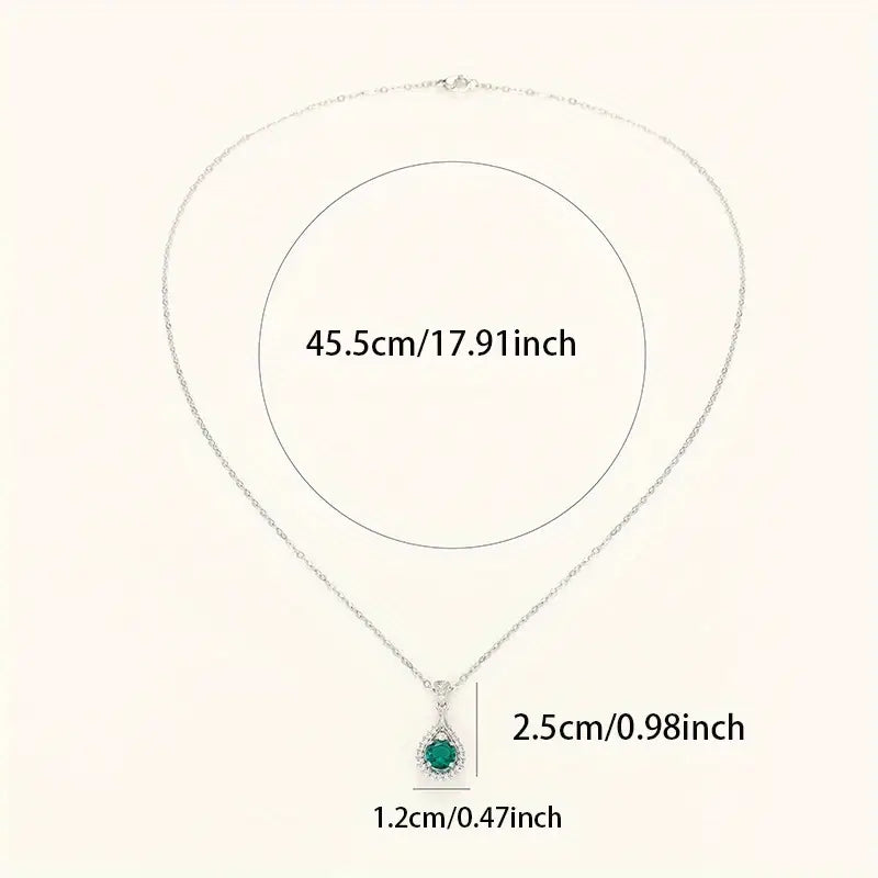 Elegant Emerald Necklace